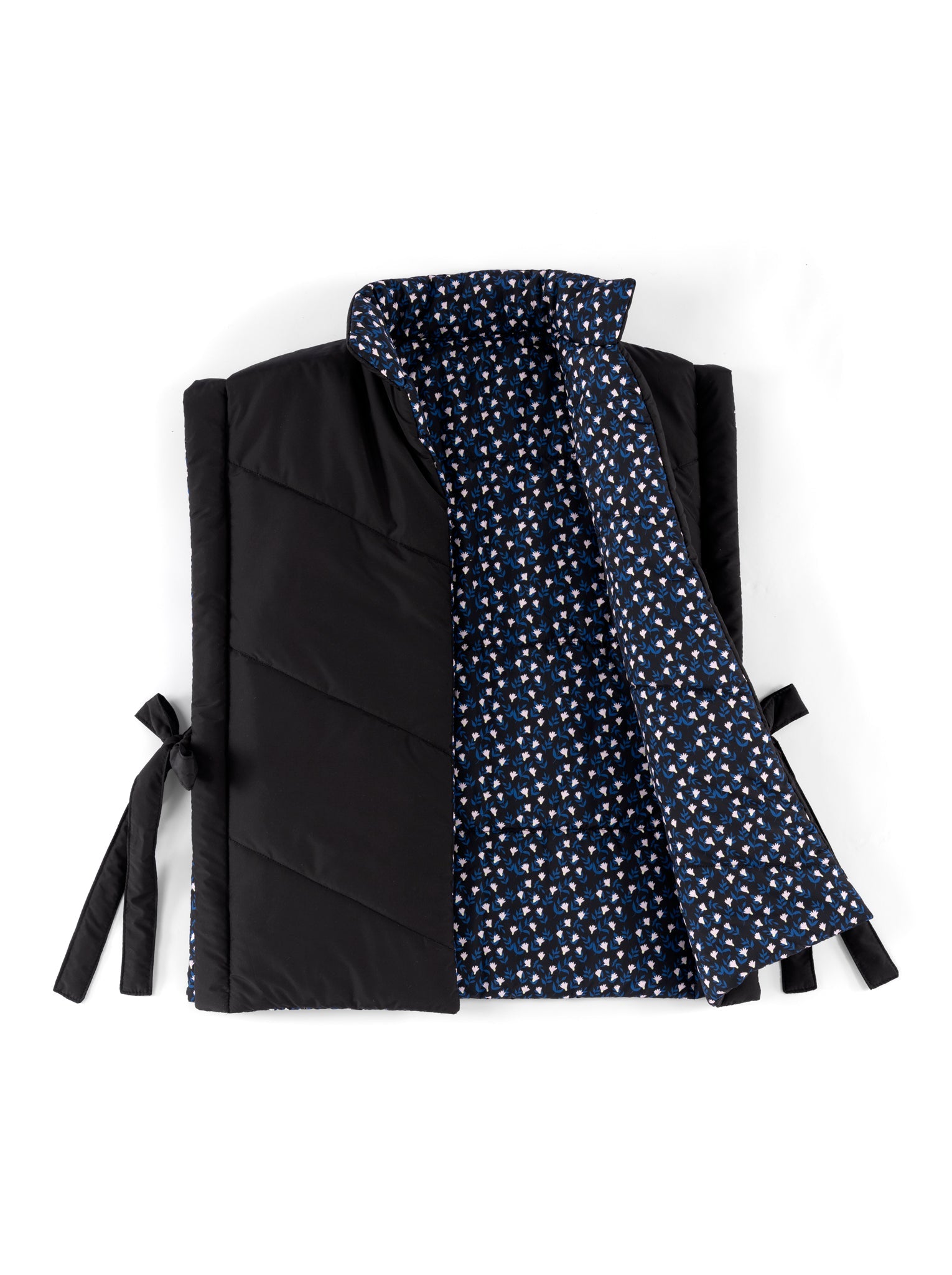 Shiraleah Petra Reversible Vest BLACK