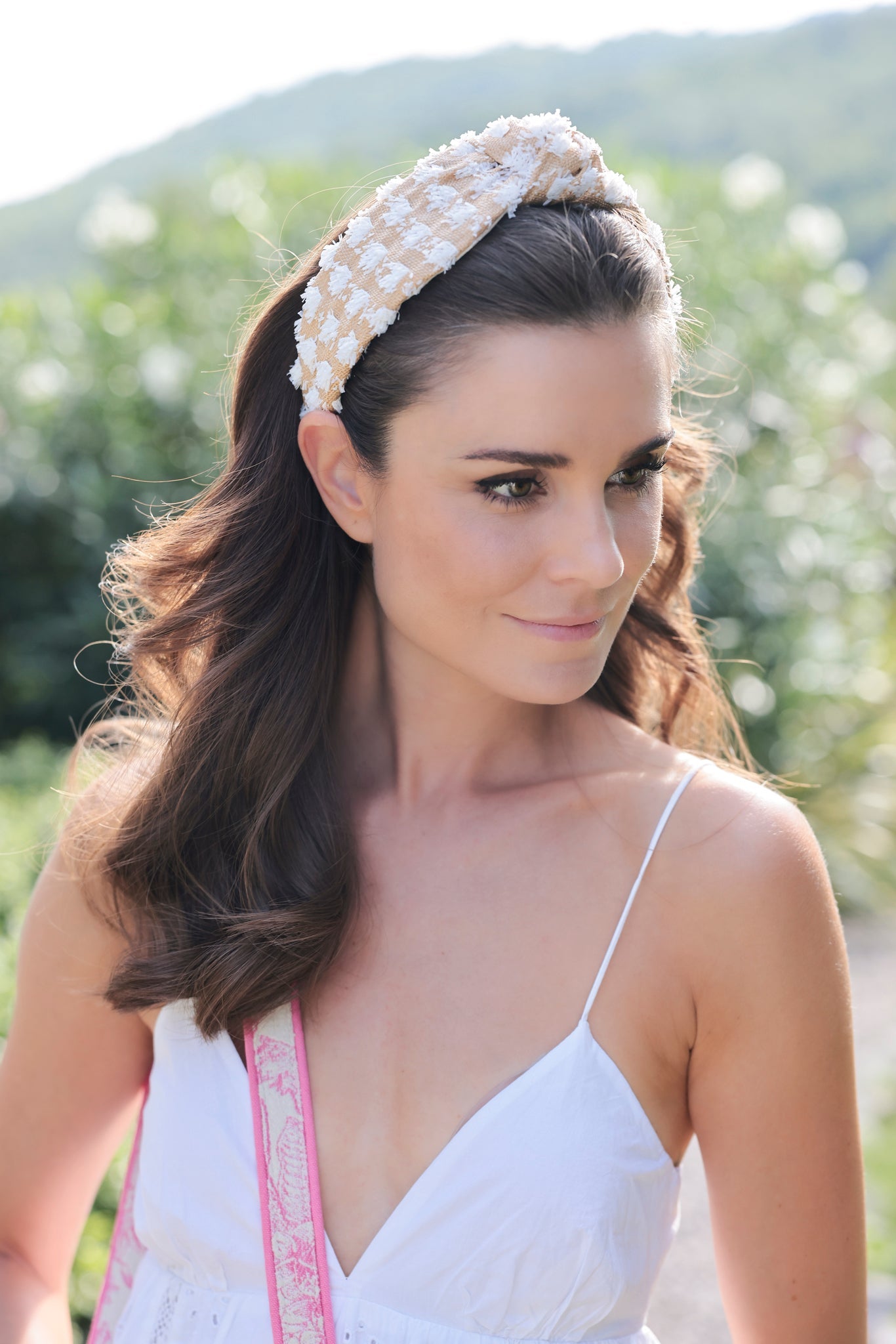 Shiraleah Tufted Straw Knotted Headband, White